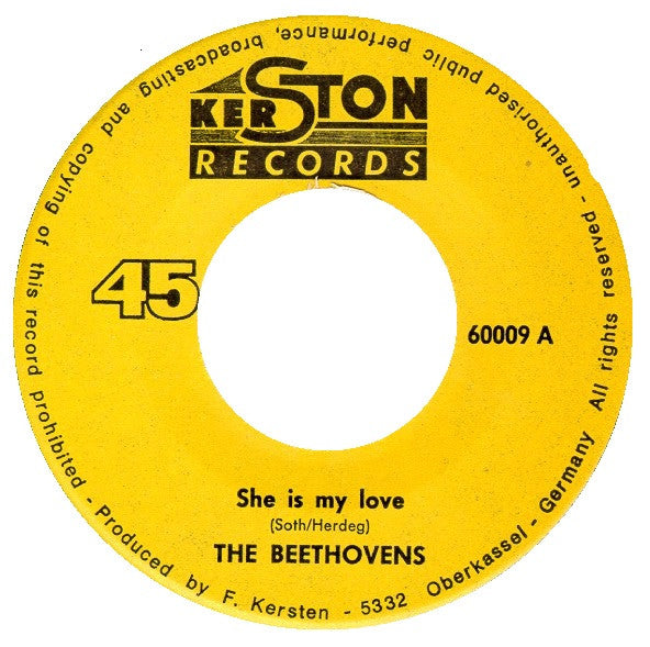 The Beethovens : She Is My Love / I Want A Dog (7", Single)